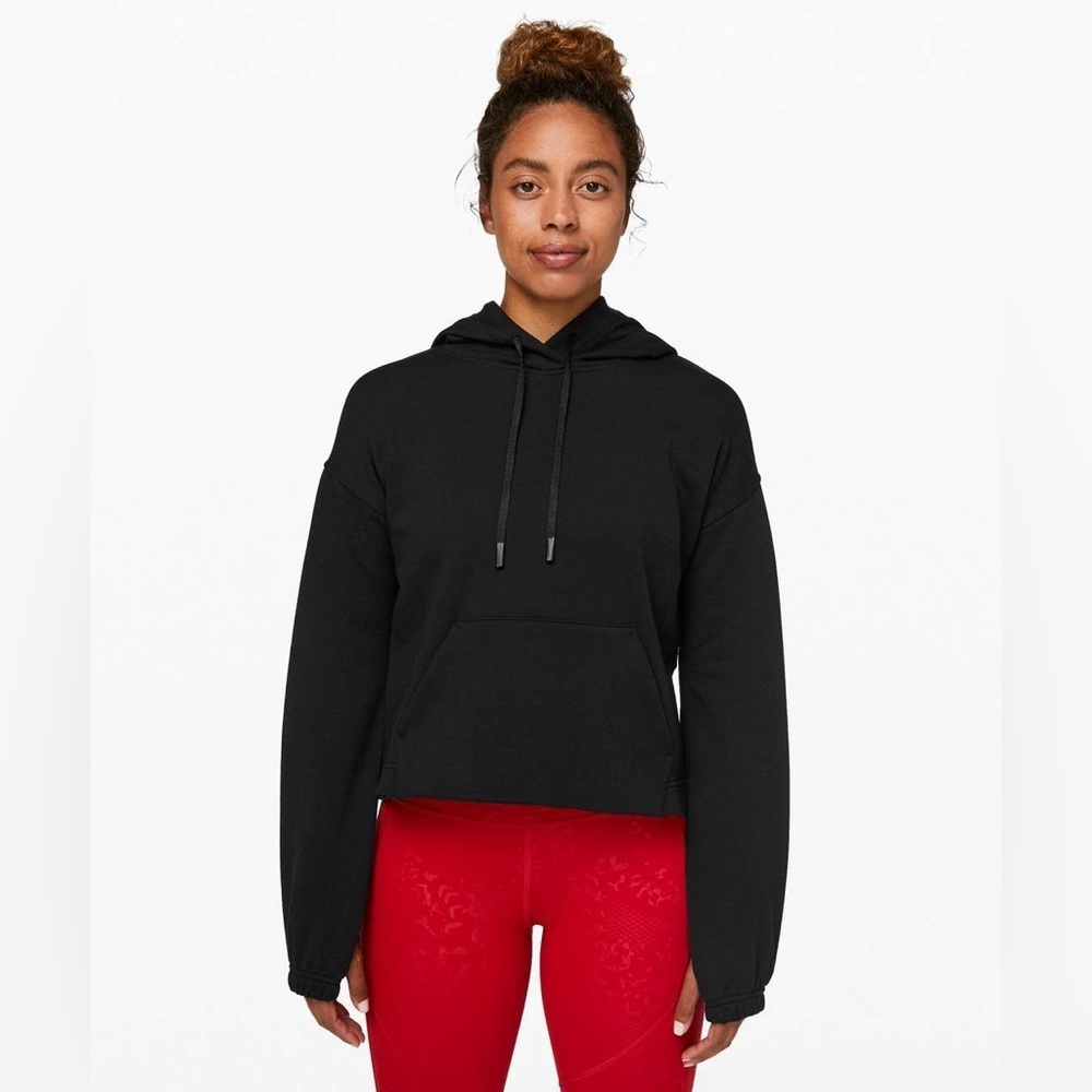 EUC Lululemon Stronger as One Cropped Hoodie *lululemon X Barrys *Black Sz 6